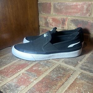 Puma Bari Slip on Canvas Sneakers Men’s Size 10.5
